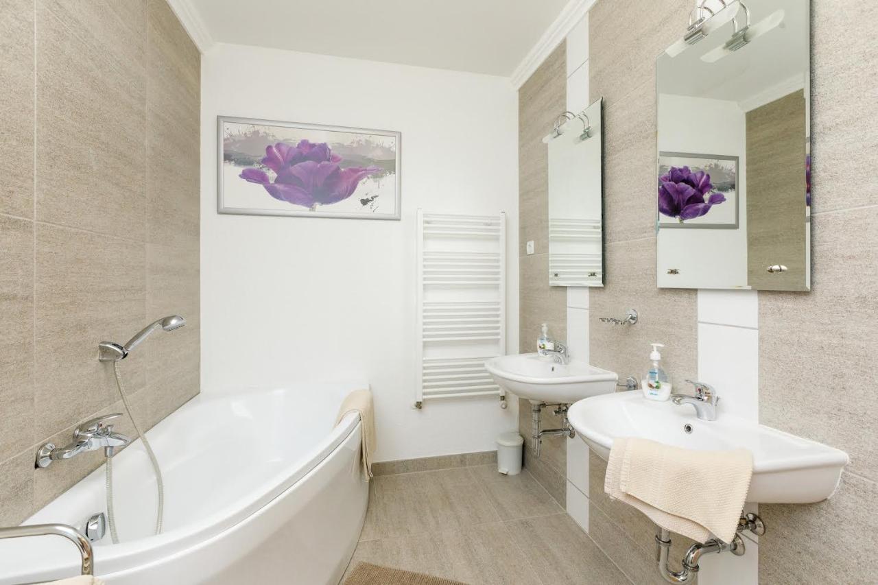 Andi Apartman Héviz Zewnętrze zdjęcie